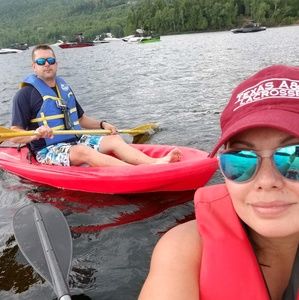 Meet your Posher, Brenda